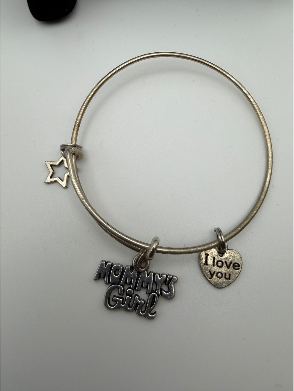 Silver tone Mommas Girl charm bangle